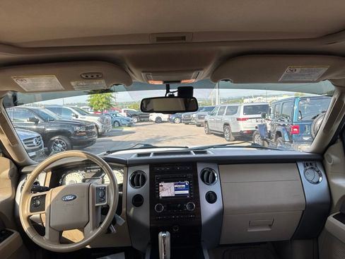 Used 2013 Ford Expedition EL XLT RWD image 19