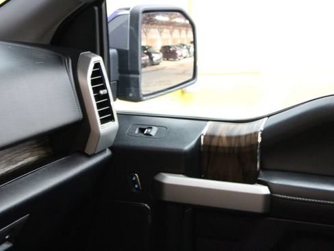 Used 2020 Ford F150 Lariat w/ Equipment Group 502A Luxury AWD/4WD image 11