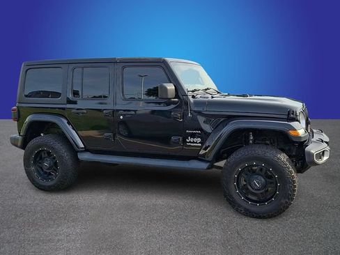 Used 2020 Jeep Wrangler Unlimited Sahara w/ Dual Top Group AWD/4WD image 4