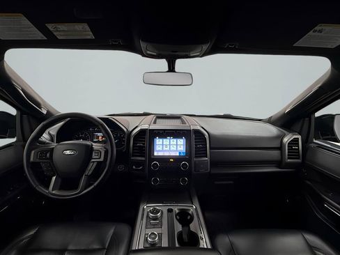 Used 2019 Ford Expedition XLT w/ Equipment Group 201A image 11