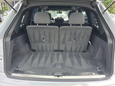 Used 2019 Audi Q7 3.0T Premium AWD/4WD image 12