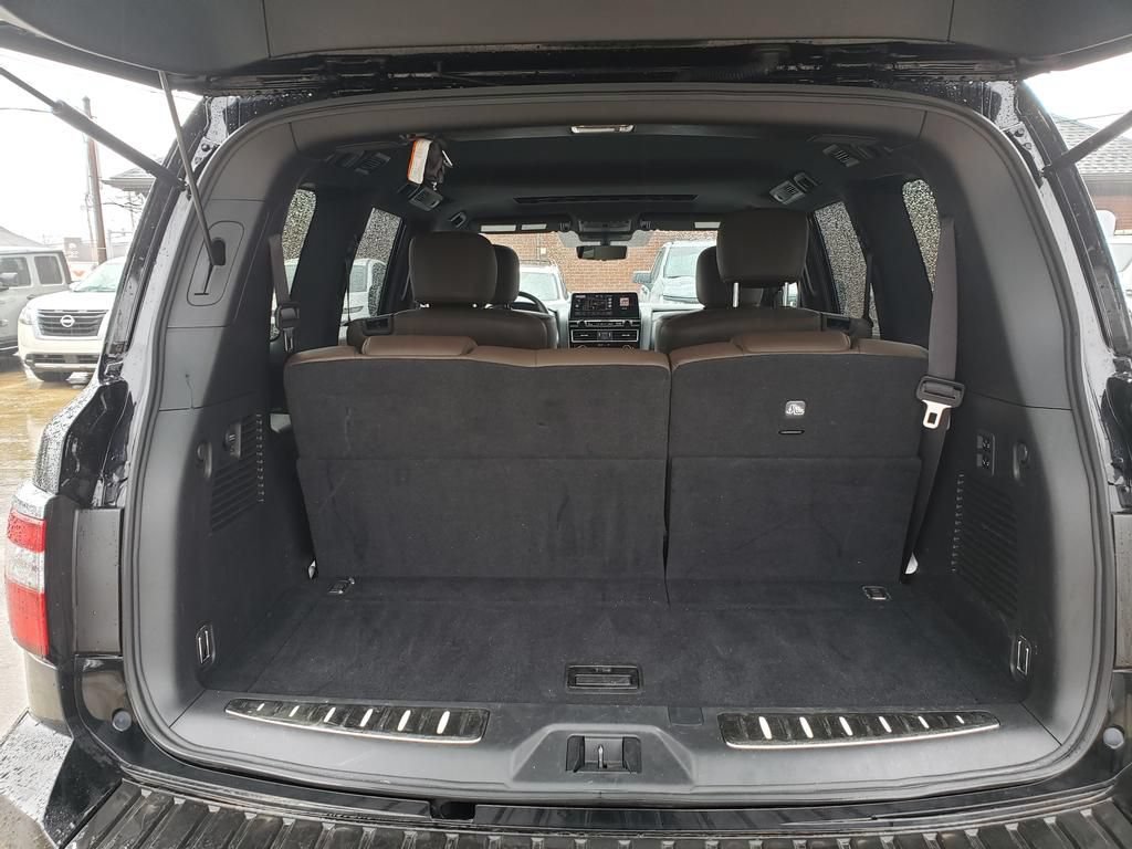 Used 2024 Nissan Armada Platinum w/ Captain's Chairs Package AWD/4WD image 7