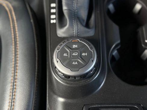 Used 2023 Ford Bronco Badlands AWD/4WD image 38