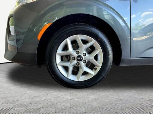 Used 2020 Kia Soul S FWD image 30