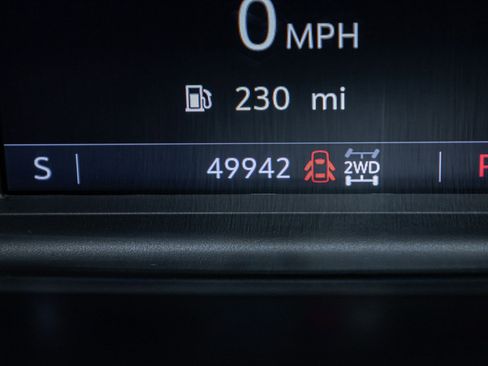 Used 2019 Chevrolet Silverado 1500 LT w/ All-Star Edition image 21