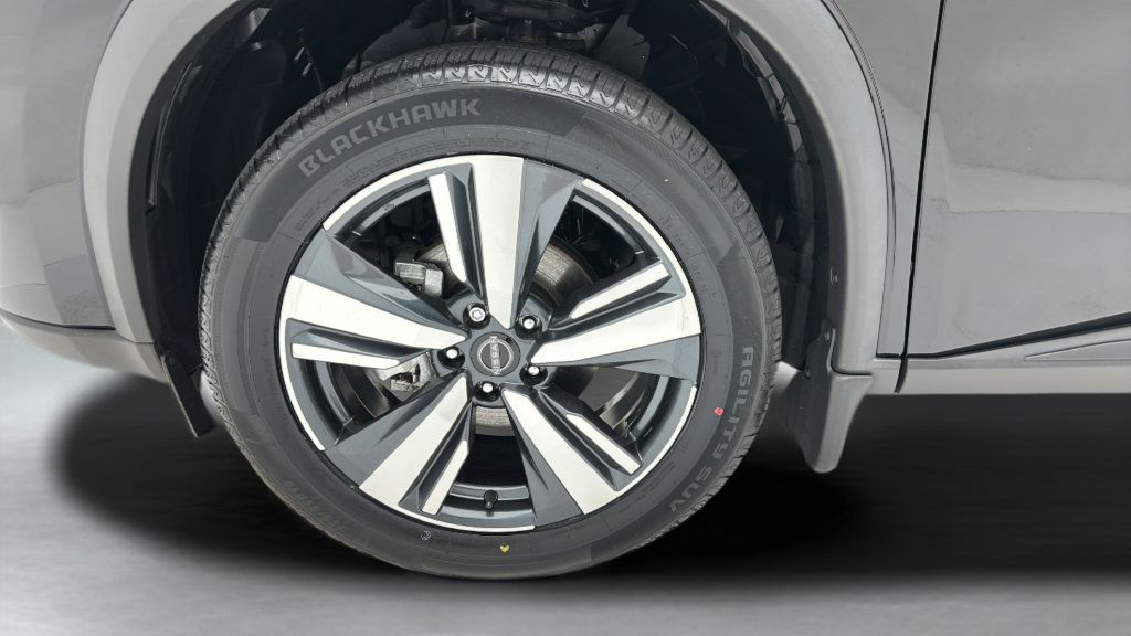 Used 2024 Nissan Rogue SL w/ SL Premium Package AWD/4WD image 9