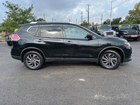 Used 2016 Nissan Rogue SL w/ SL Premium Package image 14