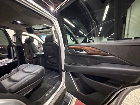Used 2016 Cadillac Escalade Premium AWD/4WD image 31