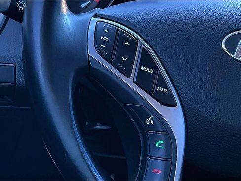 Used 2013 Hyundai Elantra GT w/ Touch & Go Pkg image 23