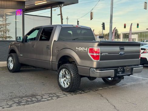 Used 2011 Ford F150 XLT w/ Off-Road Pkg image 7