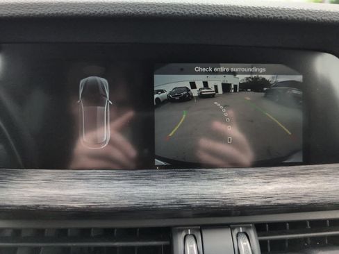 Used 2022 Alfa Romeo Stelvio Sprint image 29