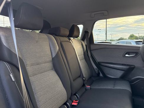 Used 2021 Nissan Rogue SV FWD image 33