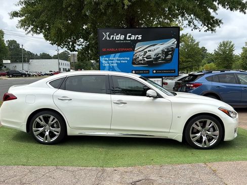 Used 2016 INFINITI Q70 L 3.7 w/ Deluxe Touring Package RWD image 8