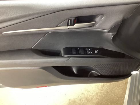 Used 2025 Toyota Camry LE FWD image 11