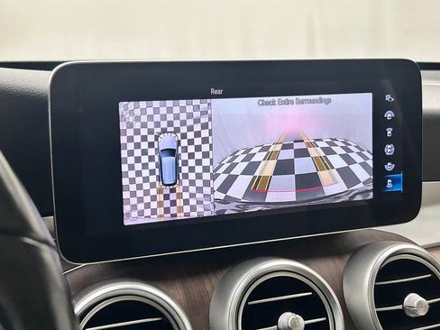 Used 2022 Mercedes-Benz GLC 300 GLC 300 image 21