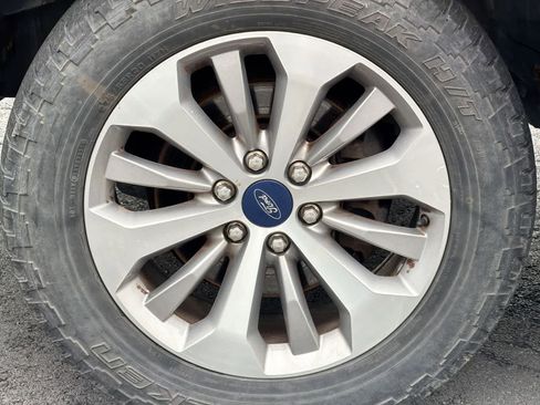 Used 2017 Ford F150 XL w/ Equipment Group 101A Mid image 14