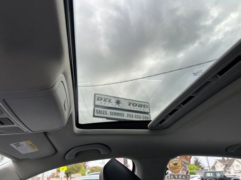 Used 2015 Volkswagen Jetta SE FWD image 19