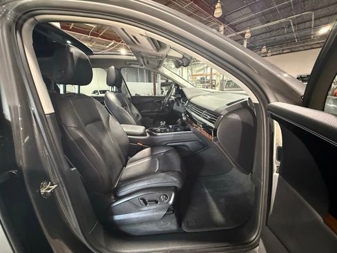 Used 2017 Audi Q7 3.0T Prestige AWD/4WD image 14