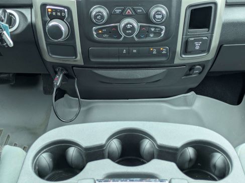 Used 2019 RAM 1500 Big Horn RWD image 19