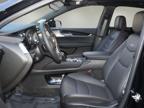 New 2026 Cadillac XT5 Premium Luxury w/ Driver Assist Package image 12