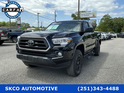 Used 2022 Toyota Tacoma SR5 image 1