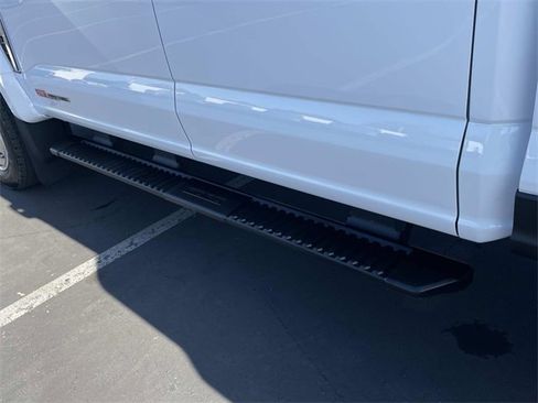 New 2026 Ford F450 XLT w/ XLT Premium Package image 33