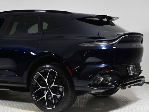 New 2026 Aston Martin DBX 707 image 23