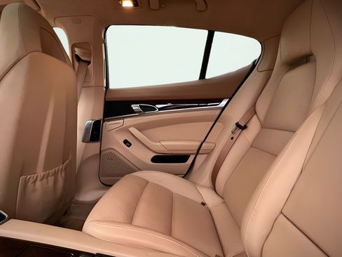 Used 2012 Porsche Panamera AWD/4WD image 22