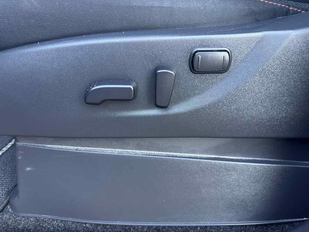 Used 2025 Nissan Frontier Pro-X w/ Pro Convenience Package RWD image 34