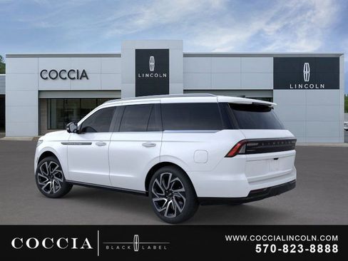 New 2026 Lincoln Navigator Black Label image 4