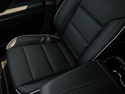 New 2026 Buick Enclave Preferred w/ Power Package AWD/4WD image 28