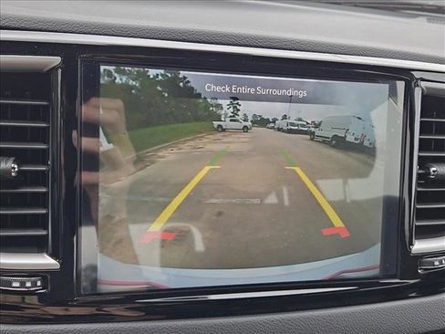 New 2025 Chrysler Voyager LX image 11