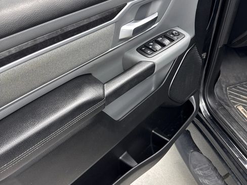 Used 2020 RAM 1500 Big Horn AWD/4WD image 15