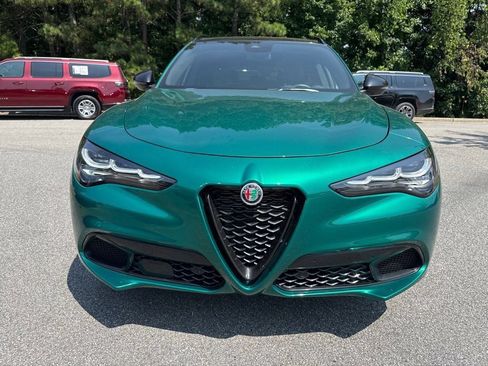 Used 2025 Alfa Romeo Stelvio Sprint w/ Veloce Package AWD/4WD image 3