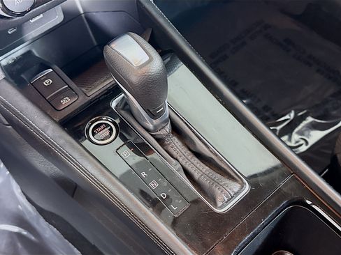 Used 2021 Nissan Kicks SV image 20