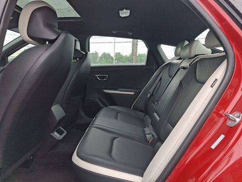 Used 2025 Kia K4 GT-Line w/ GT-Line Premium Package FWD image 10