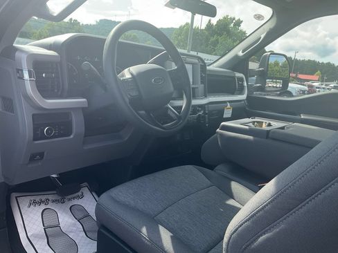 New 2026 Ford F250 XL w/ STX Appearance Package AWD/4WD image 15