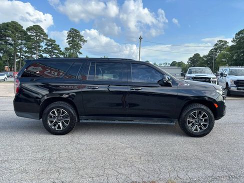 Used 2021 Chevrolet Suburban Z71 w/ Z71 Off-Road Package AWD/4WD image 6