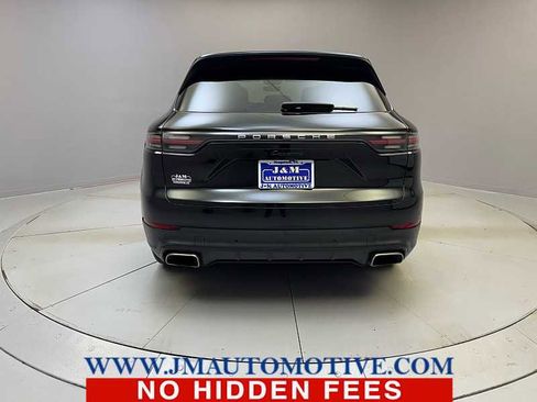 Used 2021 Porsche Cayenne image 4