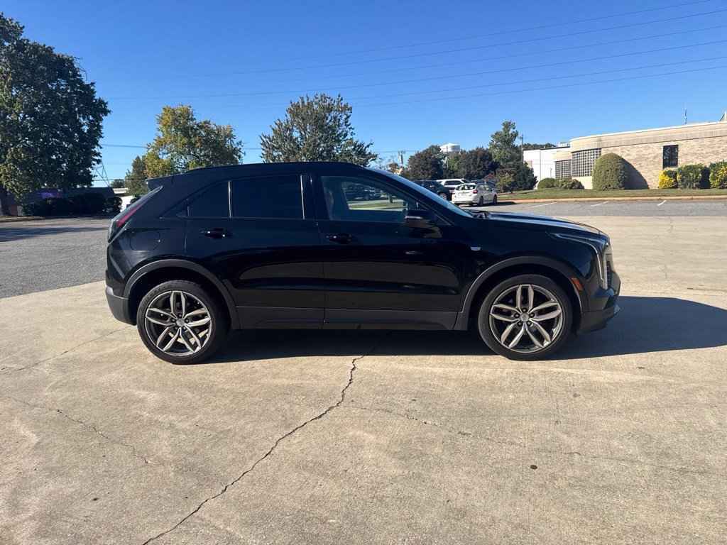 Used 2021 Cadillac XT4 Sport AWD/4WD image 5
