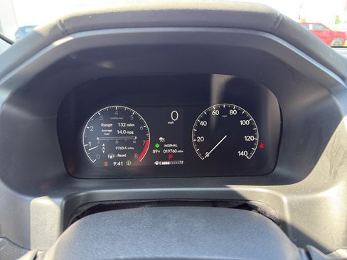 Used 2025 Honda Odyssey Touring image 27