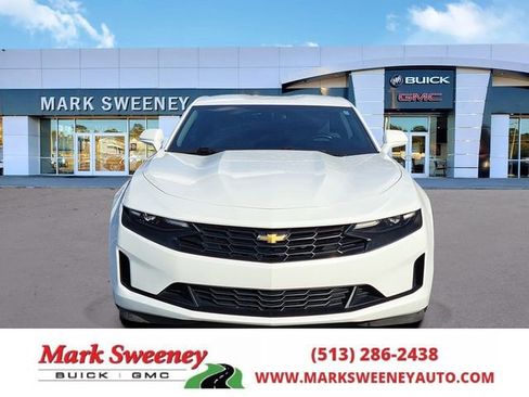 Used 2019 Chevrolet Camaro LT RWD image 2