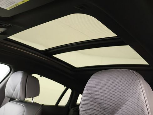 New 2027 BMW X6 M60i AWD/4WD image 16
