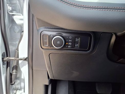 New 2026 Ford Explorer Active w/ Active Comfort Package RWD image 17