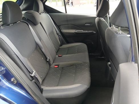 Used 2018 Nissan Kicks SV FWD image 10