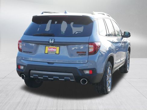 Used 2023 Honda Passport TrailSport image 6
