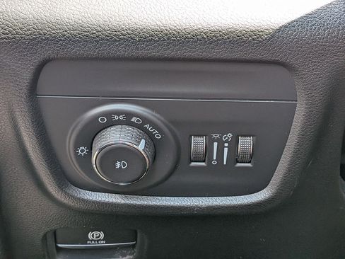 New 2026 Jeep Grand Cherokee L Limited AWD/4WD image 17