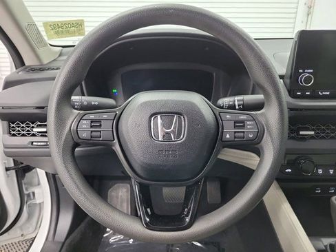 Certified 2025 Honda Accord SE image 24