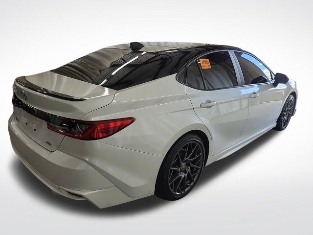 Used 2025 Toyota Camry XSE FWD image 2