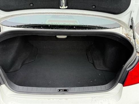 Used 2013 INFINITI G37 Journey w/ Premium Pkg image 16